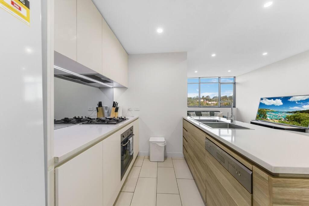 Two Bedroom Private Apartment In Lane Cove With Parking Sydney Exterior photo